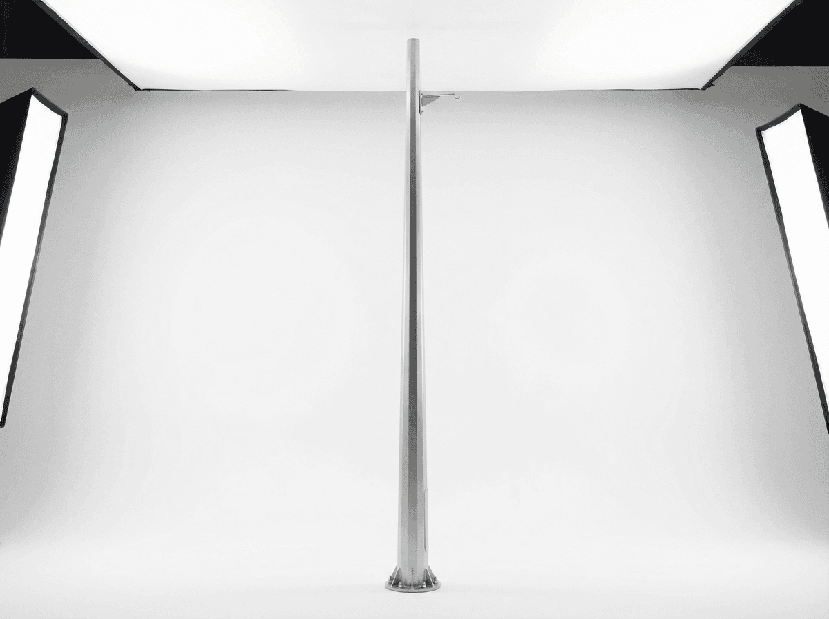 20m Flagpole Concealed Commercial District - 3-Antenna Stealth Tower