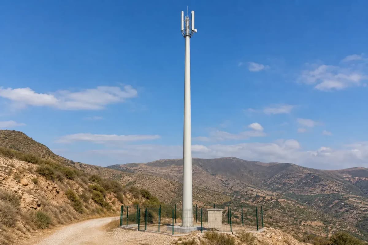 26m FRP Pole Rural Flanged - 41 m/s Rural Telecom Support