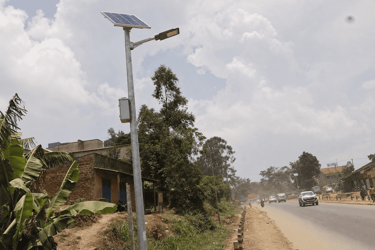 Kampala Solar Streetlight (Split-Type) Market Analysis: 293-Unit 7m TOPCon Configuration Guide