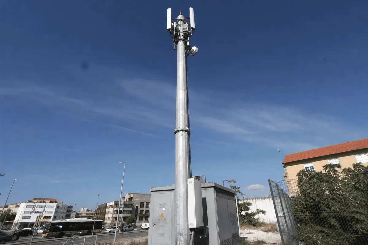 Lisbon Telecom Tower Market Analysis: 20m Urban Macro Configuration Guide for 62-Unit Infill Coverage
