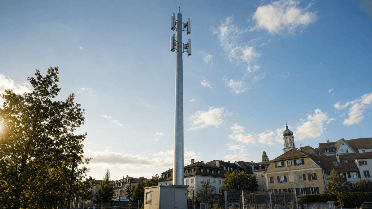 Munich Telecom Tower Market Analysis: 25m Urban Macro Configuration Guide for 35-Unit Network Expansion