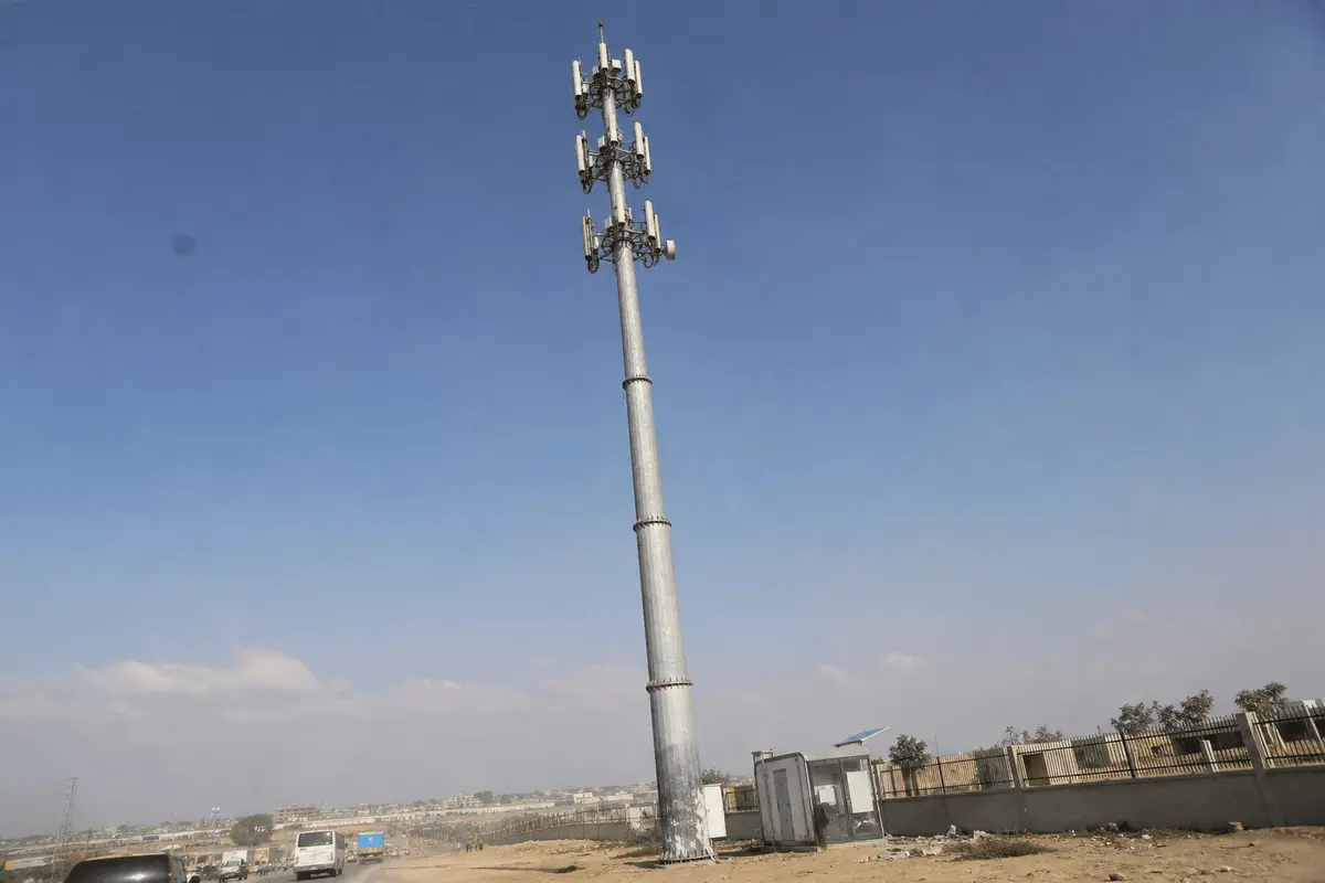Luanda Coastal Coverage Pressure: Telecom Tower Configuration for 40m Steel Monopoles